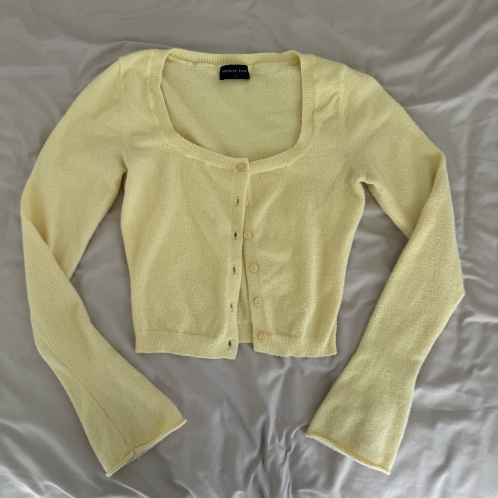 ❌SOLD❌ White Fox Boutique Going On Replay Fitted Cardigan - Picture 6 of 7
